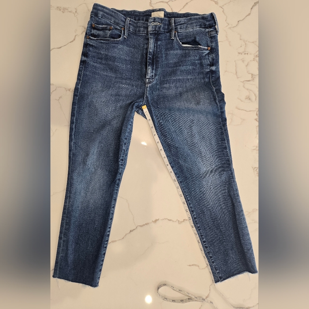 MOTHER - The Looker. Color/Wash: Groovin'. SIZE 32, Inseam 23 Inches